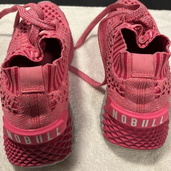NOBULL Women’s Aspire Runners 7.5 US/38.5 EU - Picture 3 of 4
